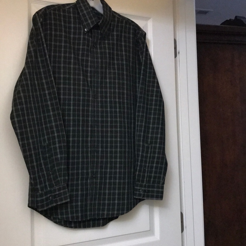 Men’s dress shirt